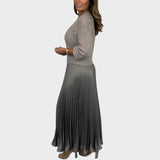 Anabela | Conjunto de Suéter y Falda Plisada