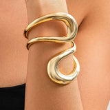 Pulsera Asimétrica Recortada