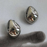 Pendientes Metálicos en Forma de Gota