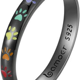 Anillo de plata esterlina con diseño de huella.