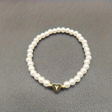 Pulsera Elegante con Inicial en Forma de Corazón (A–Z)