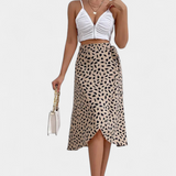 Camila Falda Envolvente Boho con Estampado Asimétrico