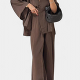 Eli Conjunto Oversize de Top con Cuello en V y Pantalón Recto