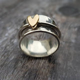 Anna – Anillo de plata con corazón dorado