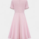 Linda Vestido Midi Acampanado con Lazo de Cristal y Detalles Elegantes