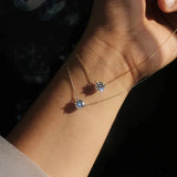 Elegante Collar con Cristal Solitario