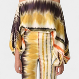 Sybella Conjunto de Dos Piezas con Hombros Descubiertos y Pantalones Amplios Estampados