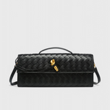 Melanie Clutch con Detalle de Nudo Dorado