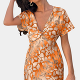 Triana Vestido con Estampado Abstracto y Escote en V