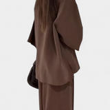 Eli Conjunto Oversize de Top con Cuello en V y Pantalón Recto