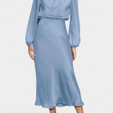 Cecila Vestido Maxi con Cuello Alto y Detalle Floral