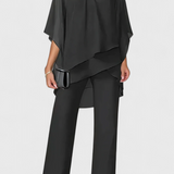 Kitty Conjunto de Dos Piezas con Hombros Descubiertos y Silueta Fluida