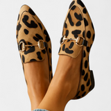 Lillian Mocasín Estampado con Hebilla Metálica