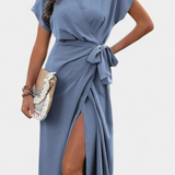 Begoña Vestido Cruzado con Cinturón y Abertura Sutil