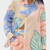 Lumina Conjunto Tropical con Camisa Holgada y Shorts de Cintura Alta
