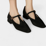 Elly Tacones Bajos con Tira y Hebilla