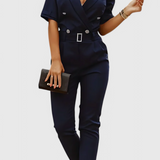 Vivienne Mono con Elegancia Sin Esfuerzo