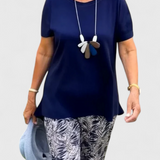 Candelaria Conjunto Elegante de Dos Piezas con Corte Estructurado