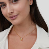 Collana con Ciondolo a Forma di Conchiglia in Cristallo