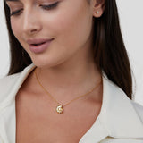 Collana con Ciondolo a Forma di Conchiglia in Cristallo