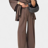 Eli Conjunto Oversize de Top con Cuello en V y Pantalón Recto